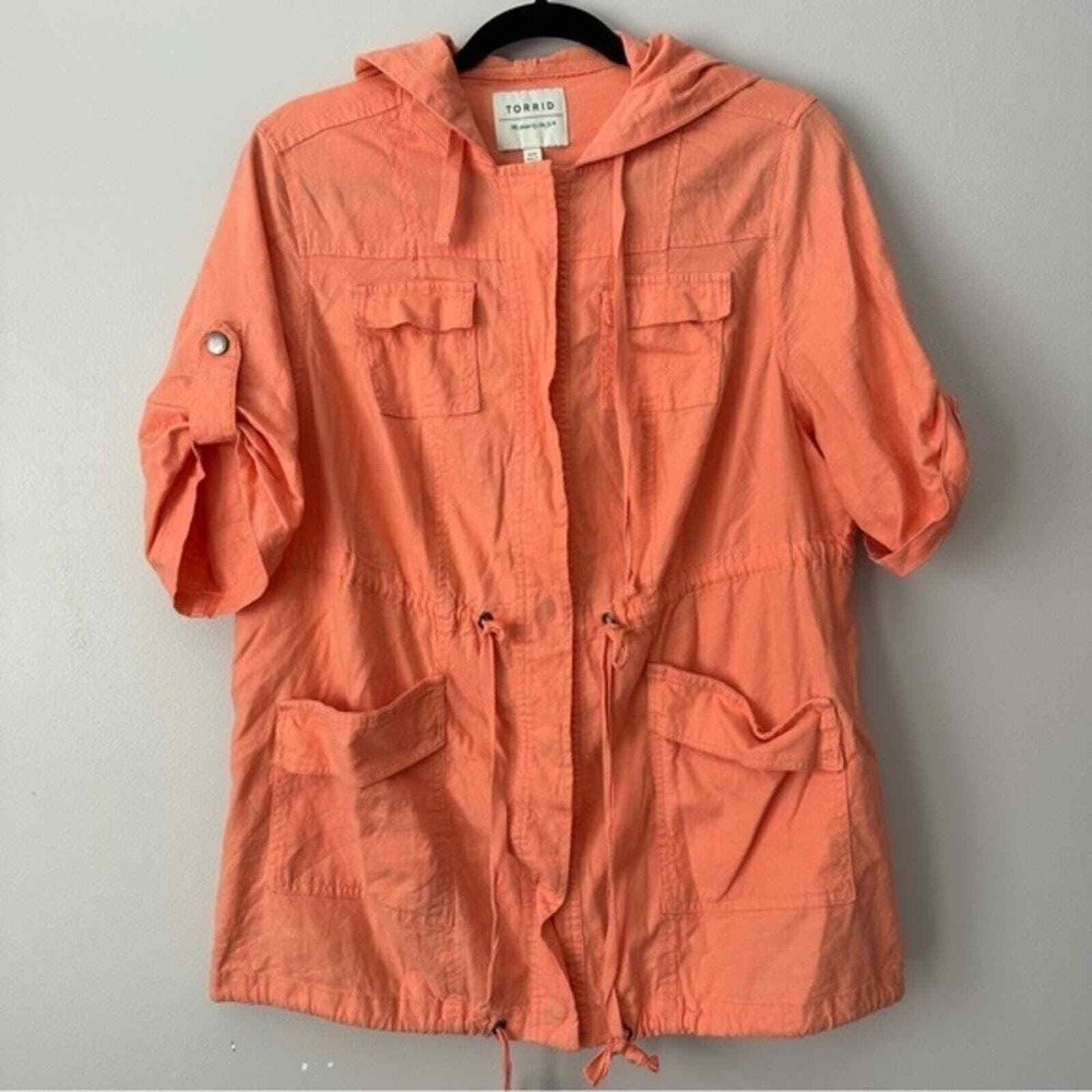 Torrid Size 00/ US 10 Coral Short Sleeve Linen Blend Hooded Snap Front Jacket